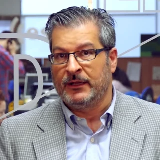 El Mundo vuelve con el bulo de la financiación iraní de Podemos