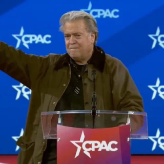 Brazos en alto - Fundación FAES