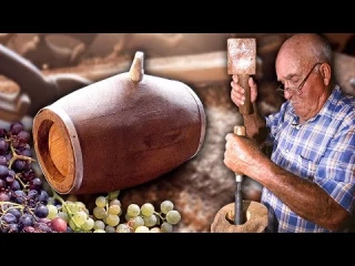 El barrilote. Pequeño recipiente tallado en un tronco para guardar y transportar el vino herreño