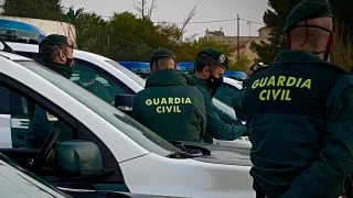 La Guardia Civil desaloja todos los colegios de Yátova, Chiva, Buñol y Siete Aguas por una amenaza de asesinato masivo