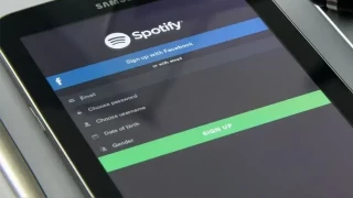 Spotify bloquea definitivamente las APK piratas: usuarios no pueden acceder a sus cuentas premium “gratuitas”