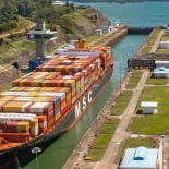 BlackRock compra los puertos del Canal de Panamá operados por CK Hutchison por 21.654 millones