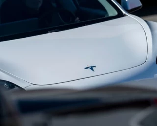 Las ventas de Tesla en Australia se desploman mientras los propietarios se apresuran a distanciarse de Elon Musk (ENG)