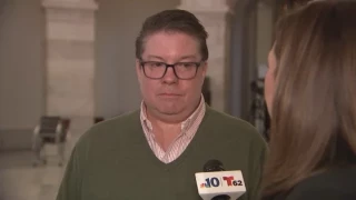 Un trabajador federal explica por qué desearía no haber votado a Trump [Ing]