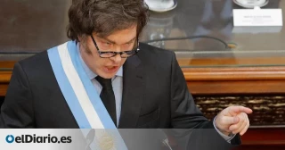 La motosierra de Milei dispara las renuncias colectivas de médicos