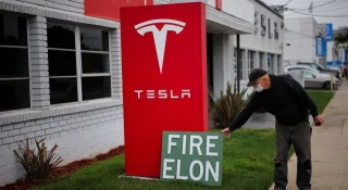 El periodista que destapó el escándalo Wirecard alerta de un descuadre de 1.400 millones en las cuentas de Tesla