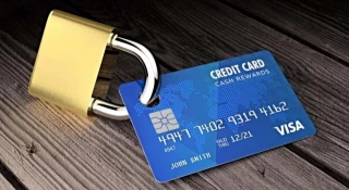 La banca se resiste a eliminar las tarjetas 'revolving' pese al castigo de los tribunales