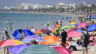 Los turistas británicos se comprometen en una carta a no visitar su destino favorito de España este verano: "Hemos decidido irnos a otro lugar"