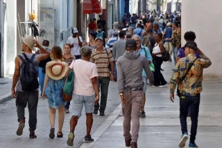 Un estudio estima la población de Cuba en ocho millones de personas tras reducirse un 24 % en cuatro años