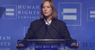 La protagonista de 'Hacks': "Como judía y estadounidense estoy horrorizada por la masacre de Israel en Gaza"