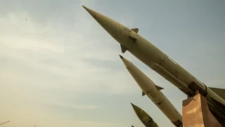 Irán carga con misiles todos sus lanzadores ante escalada con EE. UU