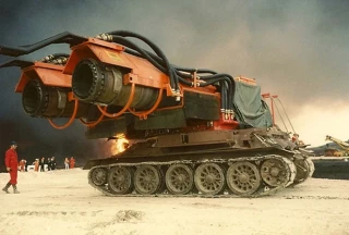 Extinguir incendios y derretir nieve con motores a reacción: Raras fotos de motores MiG montados en tanques en acción (ENG)