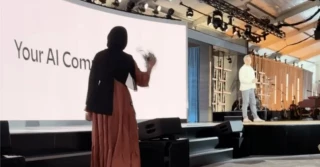 Una empleada de Microsoft interrumpe el 50 aniversario y llama al jefe de IA "especulador de la guerra" [ING]