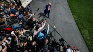 La crisis arancelaria autoinfligida por Trump genera confusión, caos y cuestionamientos sobre su competencia