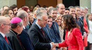 Madrid advierte que los miembros del Gobierno de Sánchez están expulsados y no podrán acceder al acto del Dos de Mayo en la Real Casa de Correos