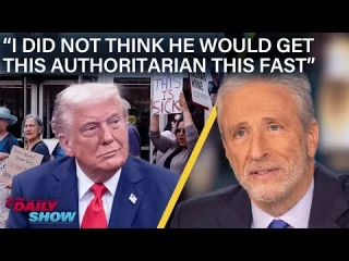 "¡Es tan jodidamente raro!": Jon Stewart expone la "humillante" prueba de lealtad de Trump [ENG]