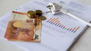 El error en tus facturas de luz y gas que duplica tus recibos: "La solución no es sencilla"