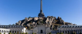 Vox llama "voluntarios" a los presos que fueron forzados a construir el Valle de los Caídos