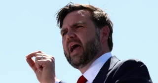 MAGA pierde los estribos al declarar Alemania a la ultraderecha como "extremista" [Eng]