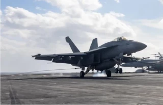 La Marina de EE.UU. pierde su tercer F/A-18 Super Hornet al intentar aterrizar en el portaaviones USS Harry S. Truman