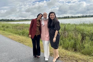 La estudiante turca Rümeysa Öztürk abandona el centro de detención migratoria de Luisiana