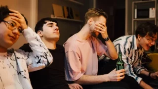 "Estamos ante una generación de hombres jóvenes inviables económica y emocionalmente... Y necesitan nuestra ayuda"