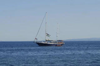 La 'Flotilla de la Libertad' rescata a cuatro migrantes en el Mediterráneo en su ruta hacia Gaza