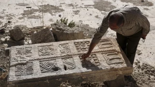 Un contratista en Siria descubre un antiguo complejo funerario [Eng]