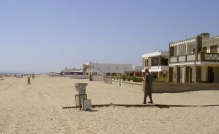 PP propone modificar Ley de Costas para admitir excepciones, PSOE habla de "negociete"