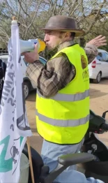 Agreden a un ecologista con discapacidad por "ecologista y rojo de mierda"