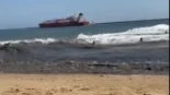 Una ola provocada por el paso de un barco deja varios bañistas heridos en una playa de Mazagón (Huelva)