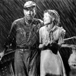 Retratos antiguos de Humphrey Bogart y Katharine Hepburn durante el rodaje de 'La reina de África' (1951)