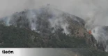 El fuego entra en el Parque Nacional de los Picos de Europa y desaloja la localidad de Caín