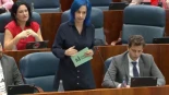 Una diputada de Más Madrid, sobre Ayuso: “La infertilidad no se resuelve obligando a otras mujeres a ser madres”