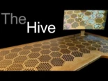 Construcción de una mesa de escritorio con una de simulación de una colmena de abejas [ENG]