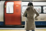 Vagones exclusivos para mujeres en el metro de Londres: la propuesta que divide opiniones
