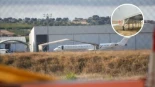 VÍDEO | Un avión golpea un hangar militar en Badajoz y se cancela el vuelo antes de despegar