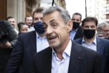 El expresidente francés Sarkozy contará con la protección de dos agentes durante su estancia en prisión