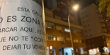 La peculiar protesta de unos vecinos de Huelva contra los gorrillas: «Esto no es una zona ORA»