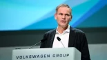 Al CEO del Grupo Volkswagen le gusta España para sus coches eléctricos: "Combina alta productividad y excelentes costes laborales"