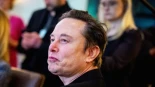 Elon Musk lanza la Grokipedia, su Wikipedia de extrema derecha armada con IA