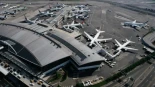 El Aeropuerto JFK de Nueva York cesa temporalmente sus operaciones por la falta de personal por el cierre del Gobierno