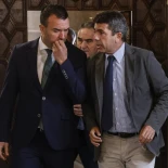 Cuenta atrás para el relevo de Mazón: descarta ser candidato de nuevo y piensa en Mompó para sustituirle