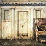 Los tronos de mármol encontrados en las tumbas reales macedónicas de Vergina son un símbolo de la presencia invisible de Alejandro