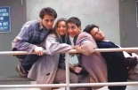 Friends: fotos inéditas detrás de cámaras de la icónica comedia televisiva [ENG]