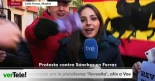 Increpan a una periodista de RTVE en la concentración de Ferraz: “Fascistas haciendo cosas de fascistas”