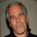 Para saltarse la censura de los archivos de Epstein basta copiar y pegar o buscar "Trump " en vez de "Trump" (ING)