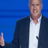 Albiol, denunciado ante la Fiscalía por el desahucio de Badalona: prevaricación, desobediencia, discriminación y odio