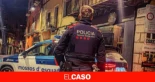 Un hombre se desnuda en medio de la calle y muerde a una agente de los Mossos en Barcelona