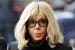 Un tribunal de París declara culpables a 10 personas de acosar cibernéticamente a la primera dama francesa, Brigitte Macron [ENG]